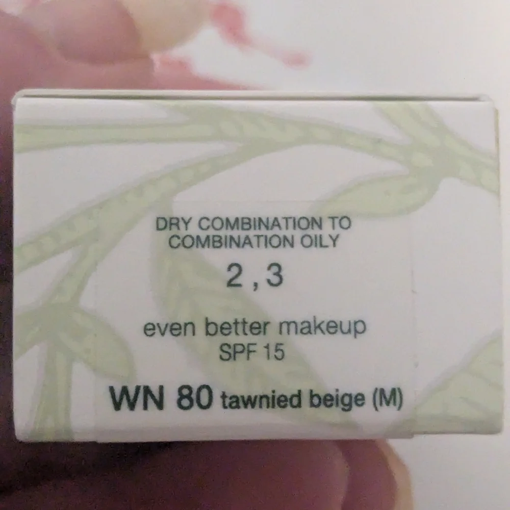 Clinique Even Better SPF15 Combination skin Foundation Tawnied Beige